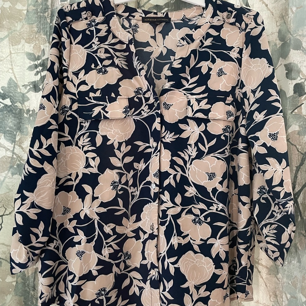 💕💕Brand New 👚💕💕💕
